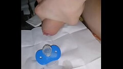 Il se fait toujours plaisir avec sa t&eacute_tine Thumb