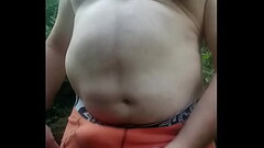Ballbusting et branlette dans la nature - 08/08/2024ball Thumb