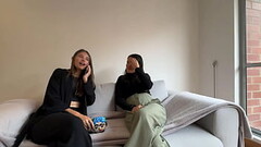 Mi mejor amiga cumple mi fantasia l&eacute_sbica mientras sospecho que estoy embarazada de mi esposo Thumb