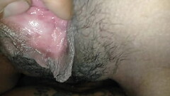 น้ำพุ่งเข้ารูหีสาวใหญ่แตดสวย Thumb
