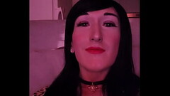 Moi Thumb