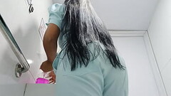 Enfermera grabada por camara amateur (consultorio del doctor ) Thumb