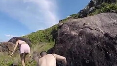 Rol&ecirc_ aleat&oacute_rio do SaymonFitness na trilha com a ruiva gostosa Thumb