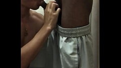 Novinho meu vizinho que fica jogando bola com os muleques aqui no campo sempre ficava me olhando e a Thumb