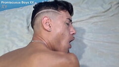 Vizinho safado veio pedir para usar o meu Wi-Fi, e acbei conectando minha piroca no seu cuzinho gulo Thumb