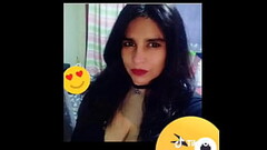 La muy tetona hermosa de de m&iacute_ mujer se filma mientras yo estoy en m&iacute_ trabajo. Thumb