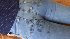 I hike up my jeans three times so my stepson cums on my ass, full cumshots Thumb