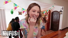Jesse Pony &amp_ Ailee Anne Play Musical Chair With Ricky Johnson But The Twist Is They Will Sit On  Thumb