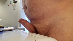 L'_orgasme me fait trembler tout le corps, mais sans &eacute_jaculer- 28/05/2024 Thumb