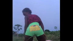 Crazybitch couldn&rsquo_t keep calm after hitting half a million views , she decided to twerk for he Thumb