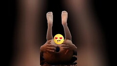 valentina abre su culo Thumb