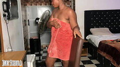 Tall Lizzy took a shower to relax her sexy body but her husband wouldn&rsquo_t allow her because he  Thumb