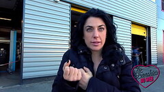 Sabrina, une brunette friande d&rsquo_anal Thumb