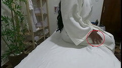 FLAGRANTE - Pretinha gostosa personal da academia foi filmada PELADINHA chupando o terapeuta -  Mass Thumb