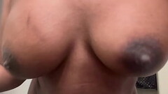 Twerk vid Thumb