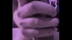 Me pongo caliente y me la jalo delicioso Thumb
